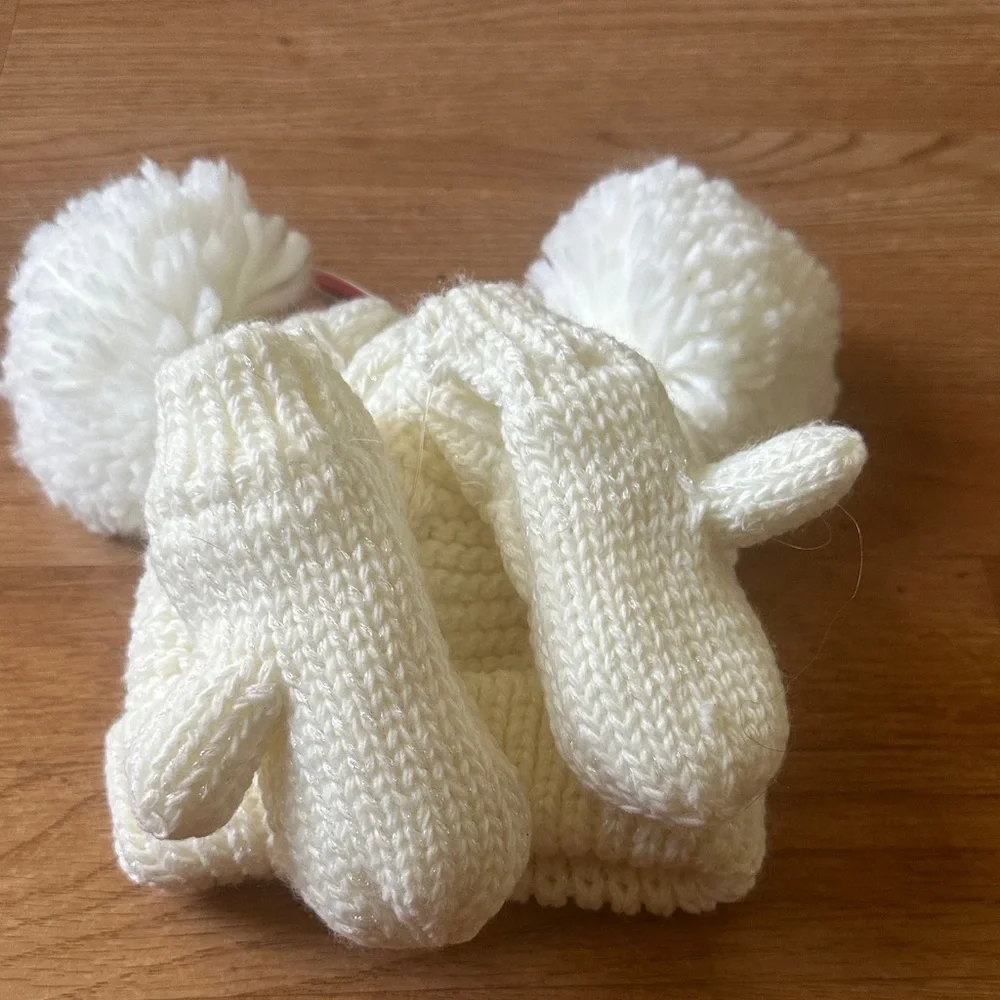 Place White Knit Hat and Mittens Set with Pom-Poms - Picture 3 of 3